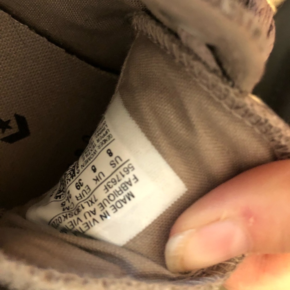Converse - Picture 3 of 3